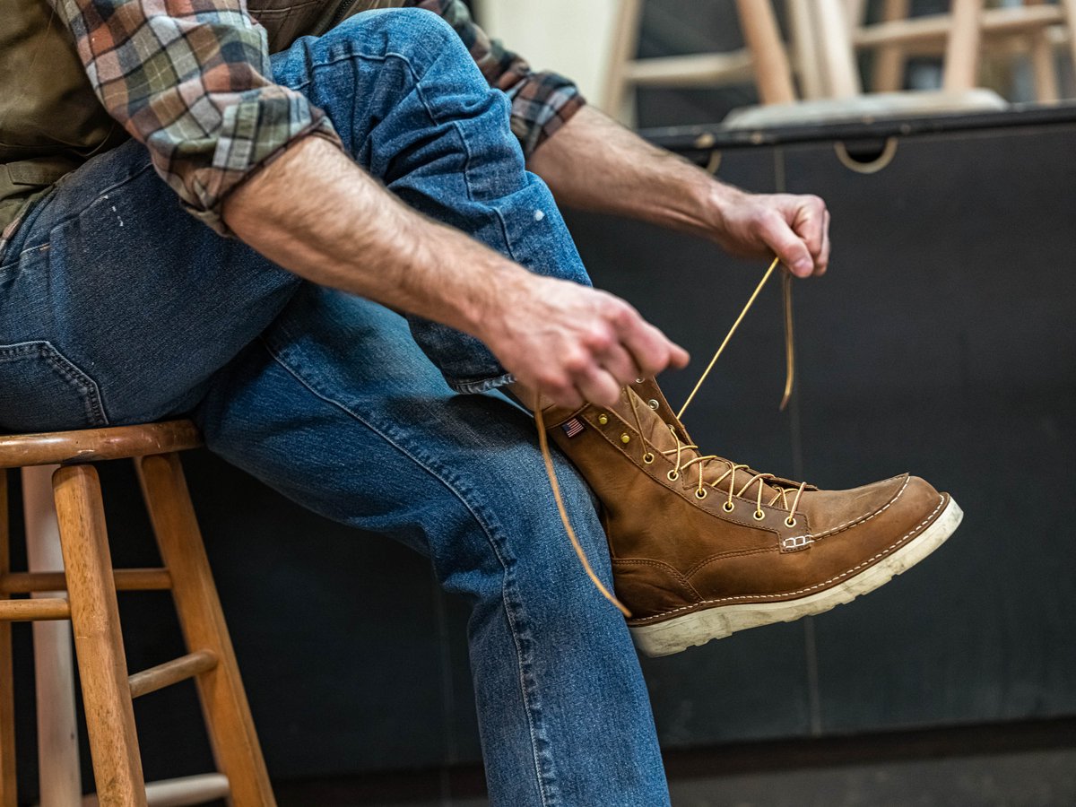 Danner | Bull Run Moc Toe 8" Tobacco Steel Toe