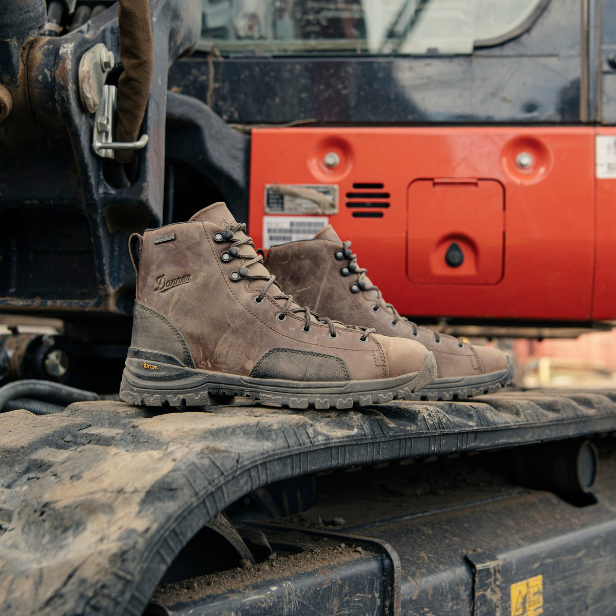 Danner | Stronghold Dark Brown Composite Toe (NMT)