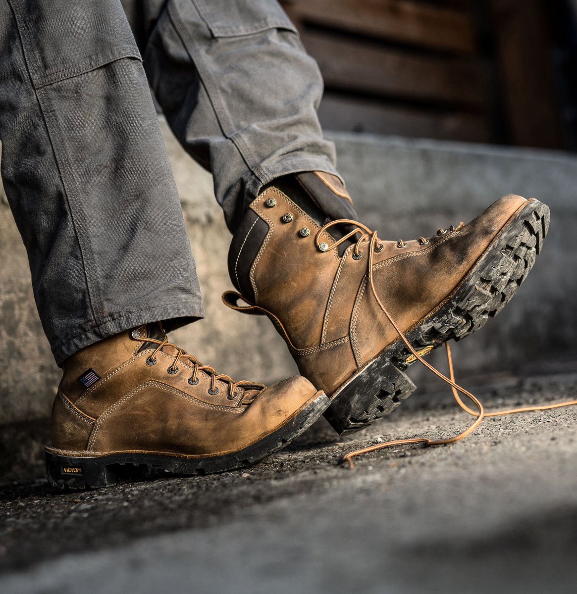 Danner | Quarry USA Distressed Brown Alloy Toe