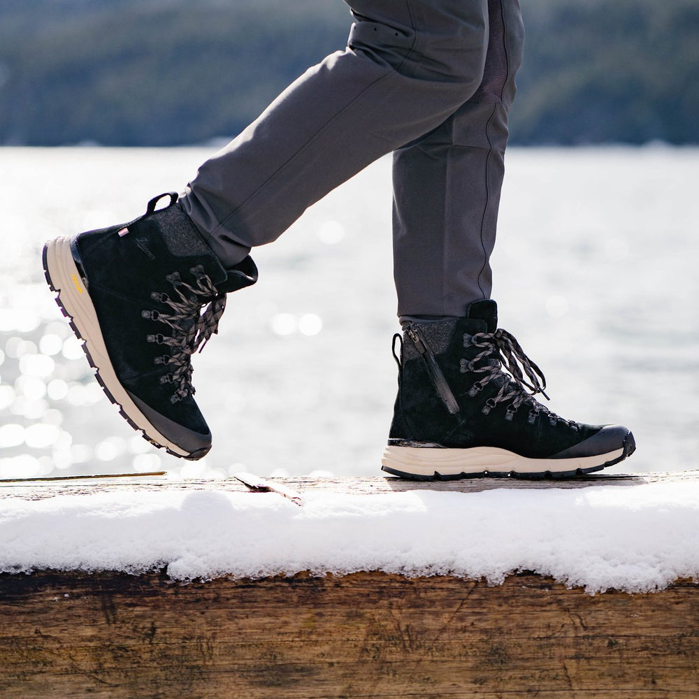 Danner | Arctic 600 Side-Zip Black/Brown Insulated 200G