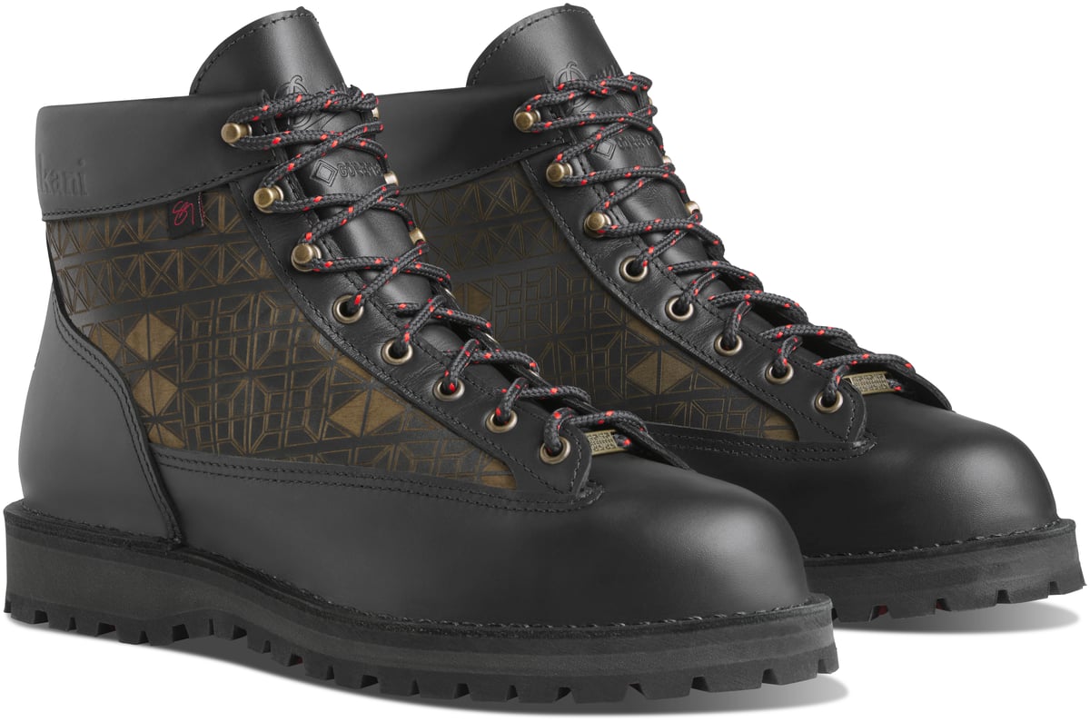 Danner | Danner Light Sig Zane ‘A‘ali‘i Black/Lava Rock