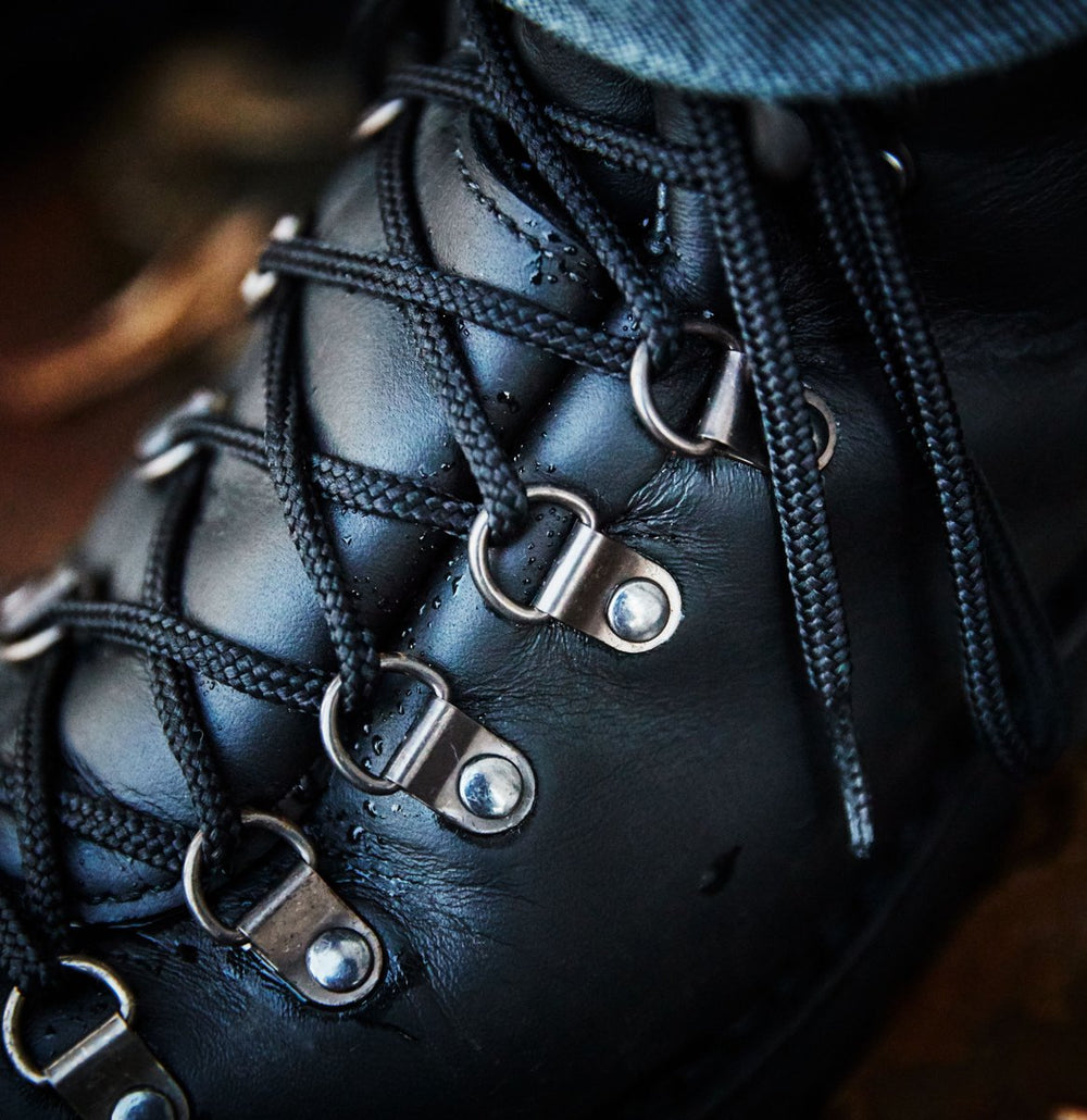 Danner | Mountain Light Black - GORE-TEX