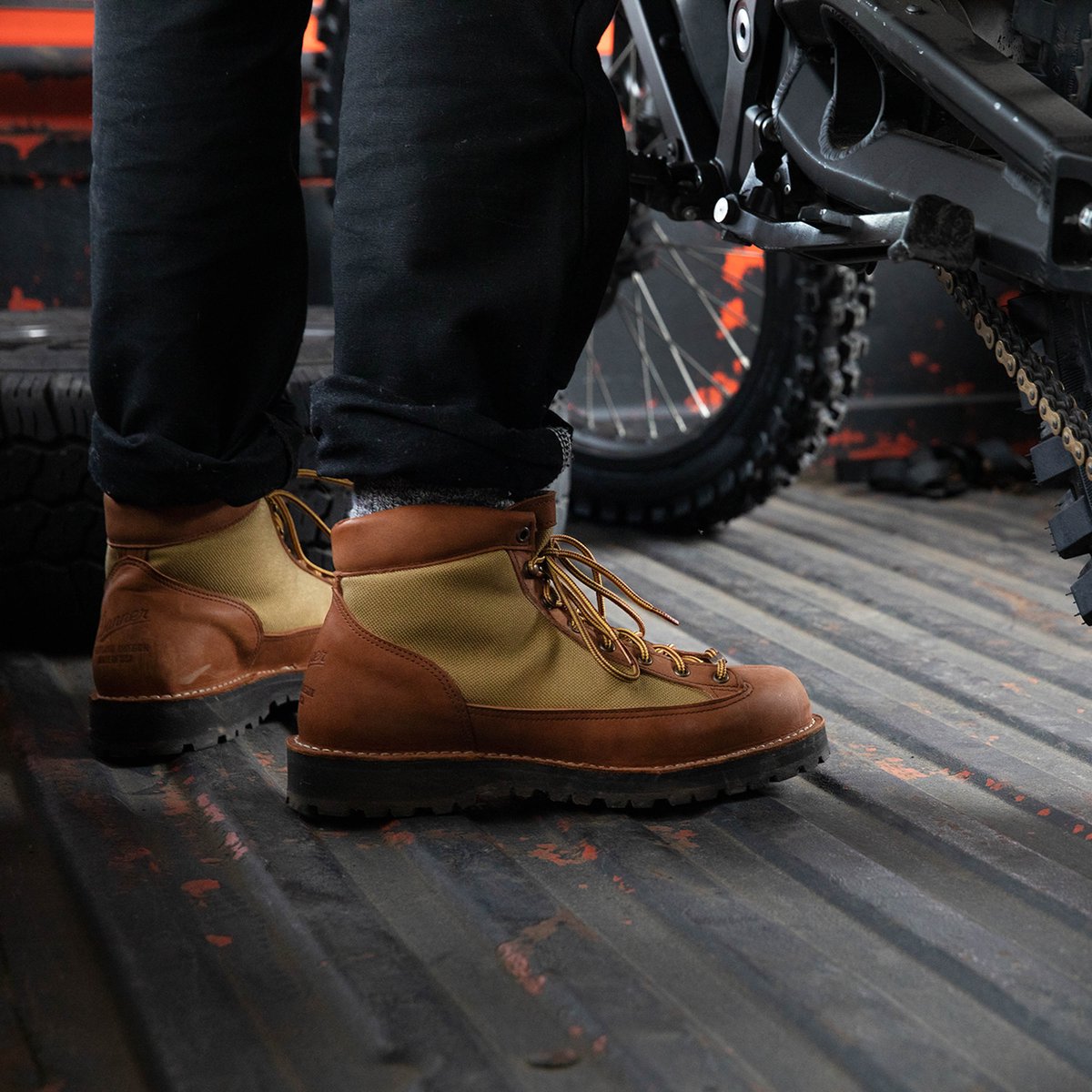 Danner | Danner Light Revival Khaki