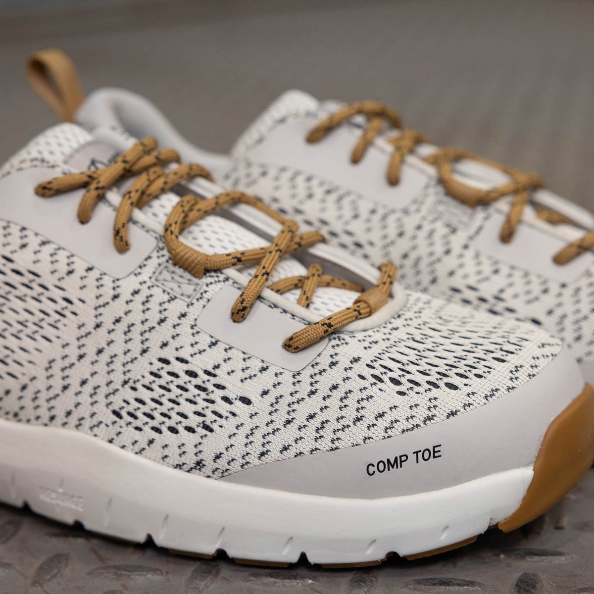 Danner | Run Time 3 Gray/White Composite Toe (NMT)