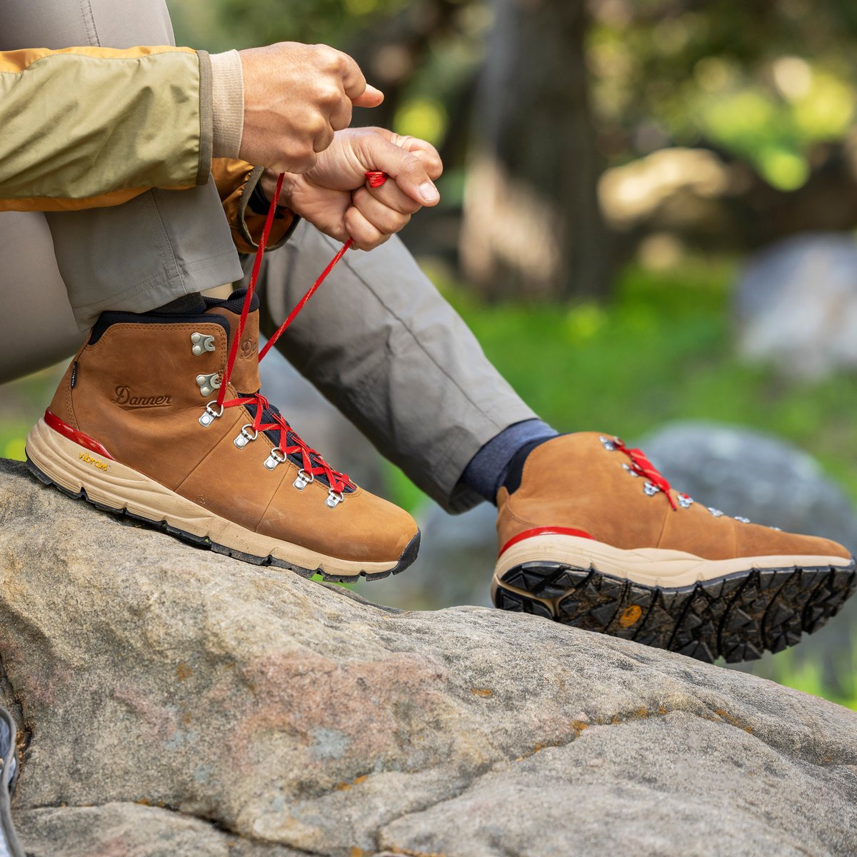 Danner | Mountain 600 Leaf GTX Grizzly Brown/Rhodo Red