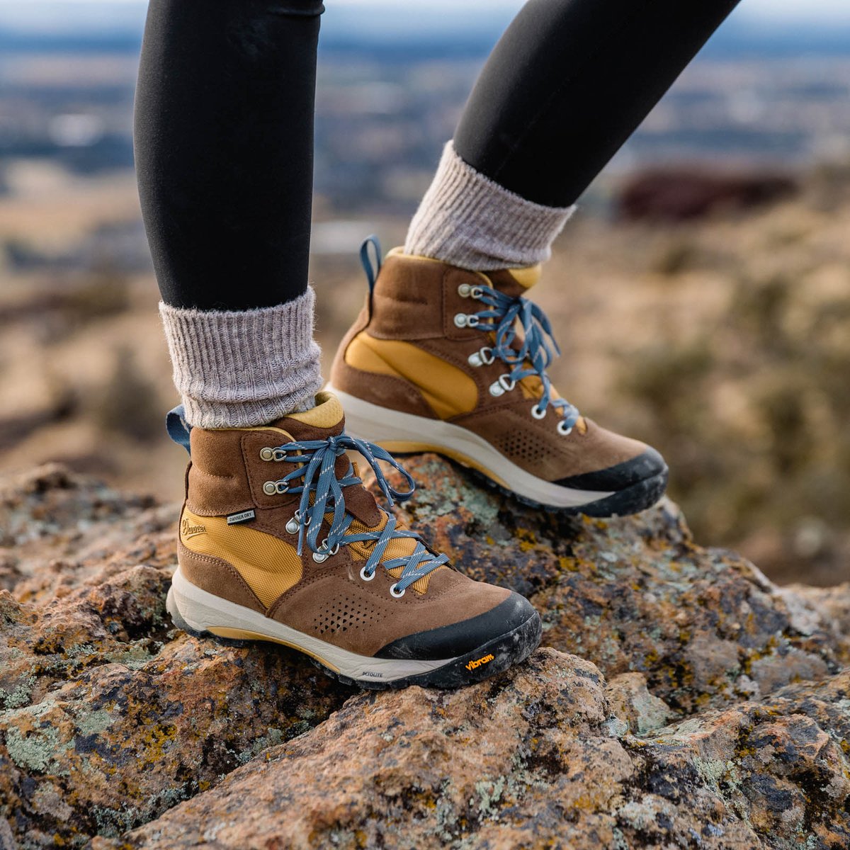 Danner | Inquire Mid Pinecone Brown/Prairie Sand