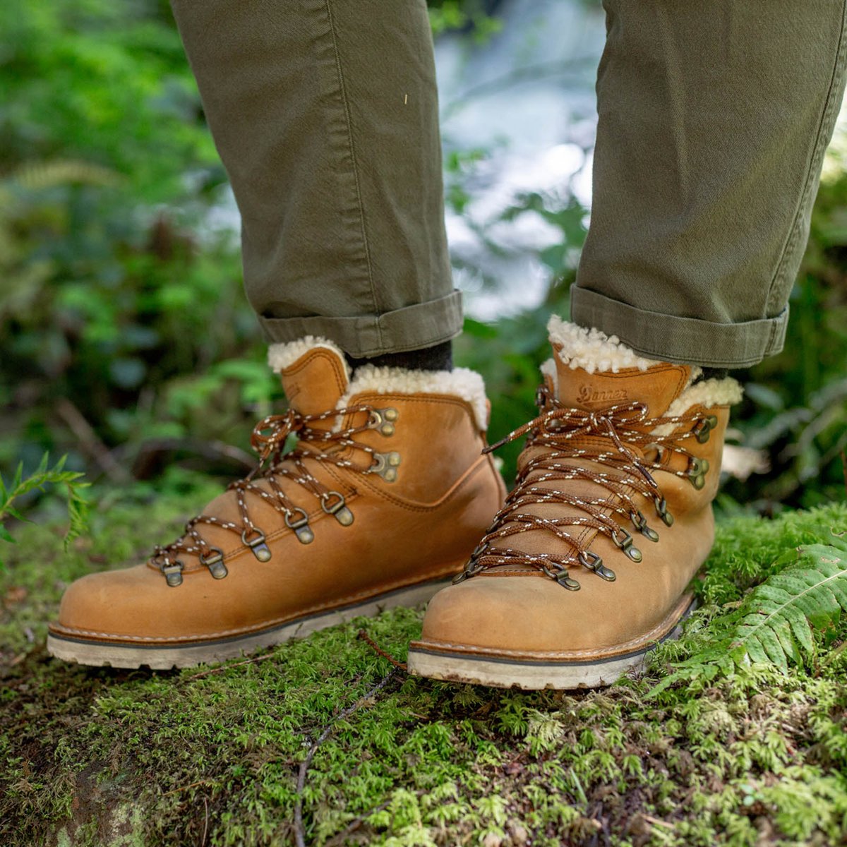 Danner | Mountain Pass Shearling Sierra 200G