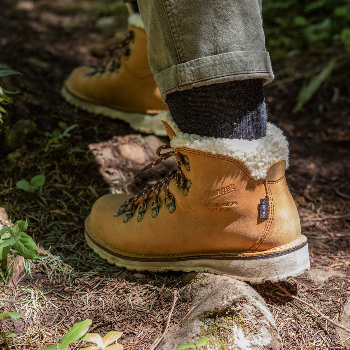 Danner | Mountain Pass Shearling Sierra 200G