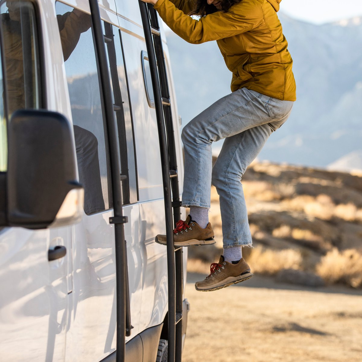 Danner | Mountain Overlook Monk's Robe